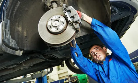 Emergency brake assistance Abu Dhabi