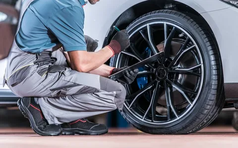 Luxury and SUV tyre repair Abu Dhabi